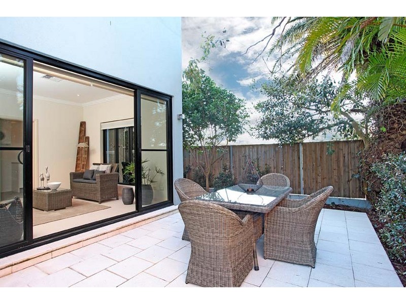 8/34-36 GOLF AVENUE, Mona Vale NSW 2103