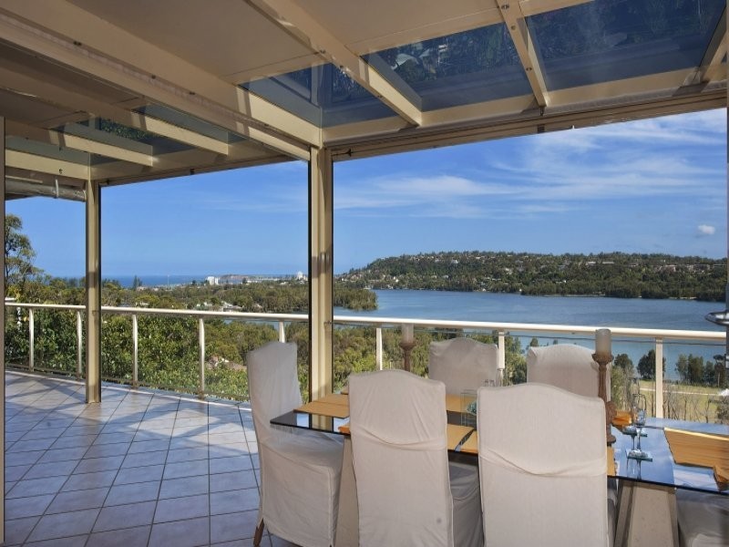 8 CAREFREE ROAD, North Narrabeen NSW 2101