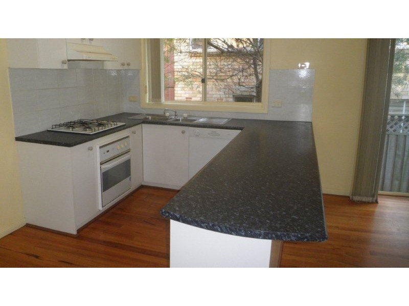 4/8 FOAMCREST AVENUE, Newport NSW 2106