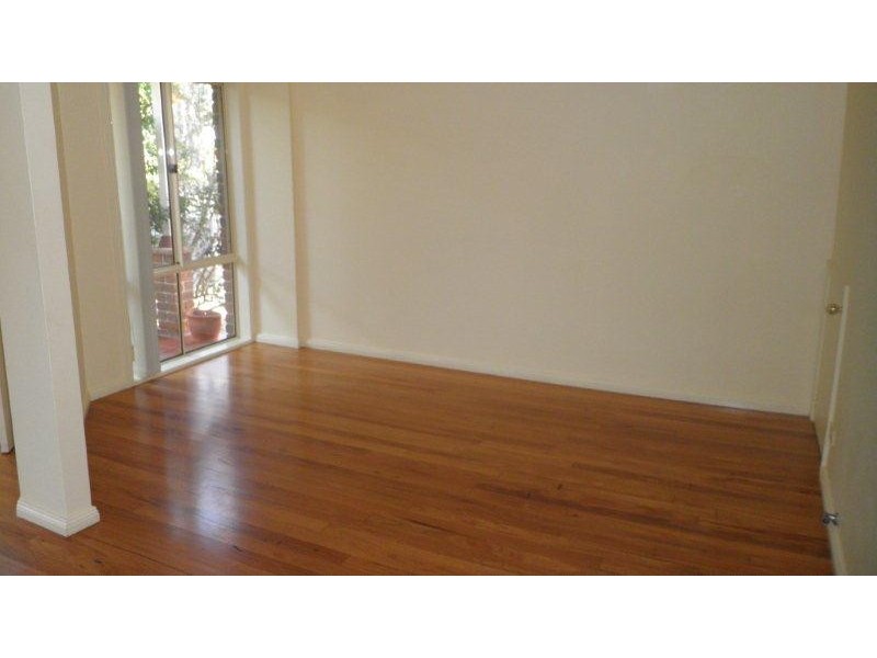 4/8 FOAMCREST AVENUE, Newport NSW 2106