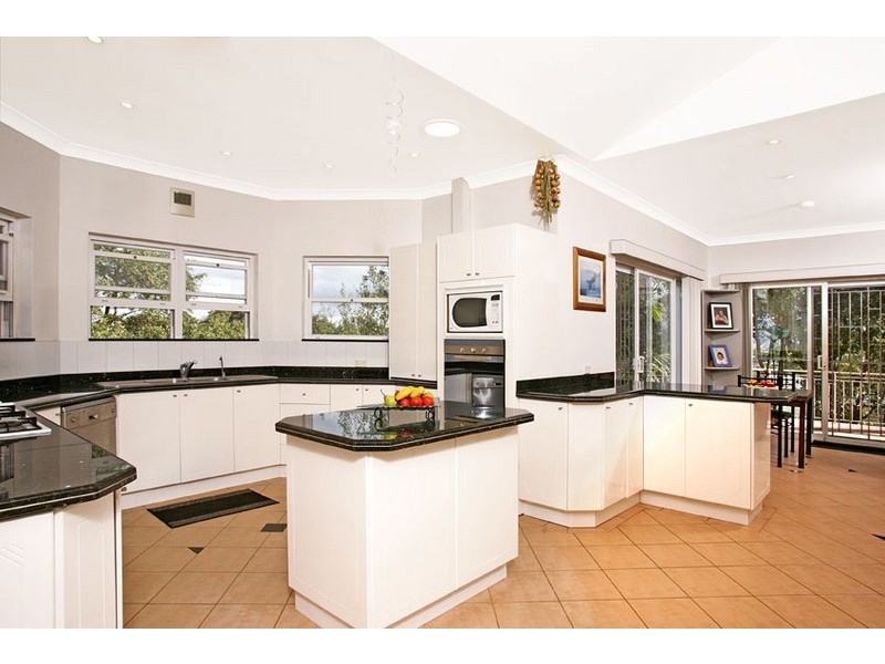 19 The Avenue, Newport NSW 2106