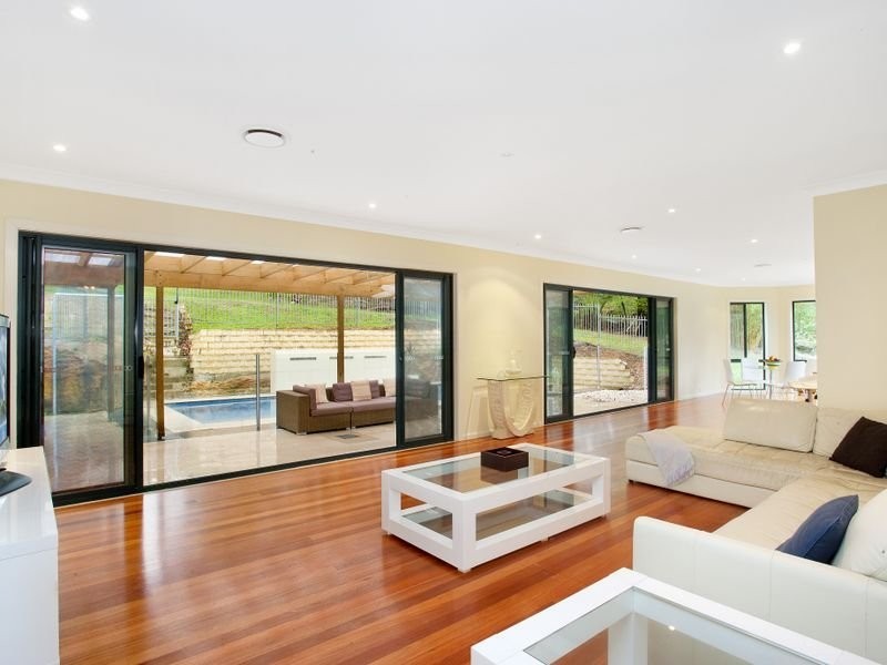 4B MINKARA ROAD, Bayview NSW 2104