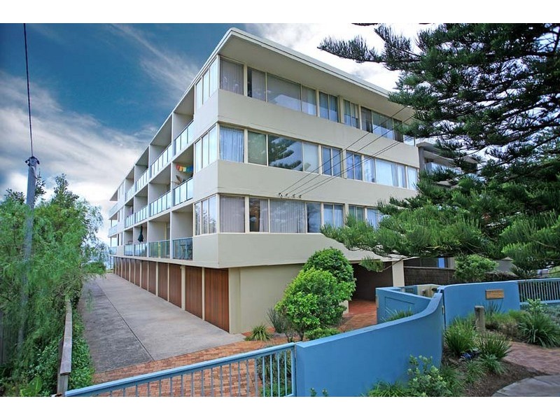 4/19 Surfview Road, Mona Vale NSW 2103