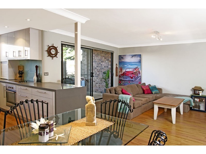 6/1 Robertson Street, Narrabeen NSW 2101