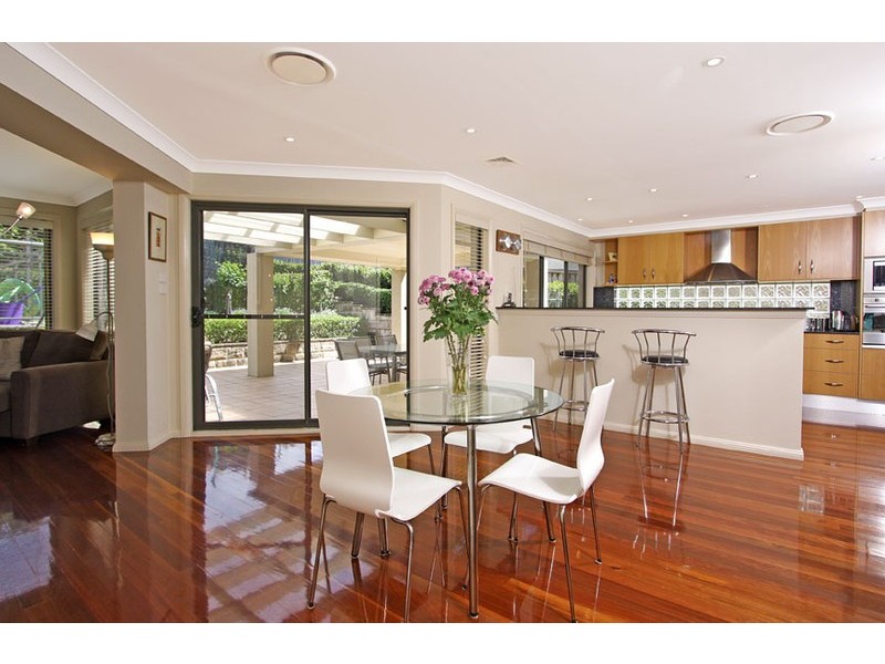 6 St Andrews Close, Belrose NSW 2085