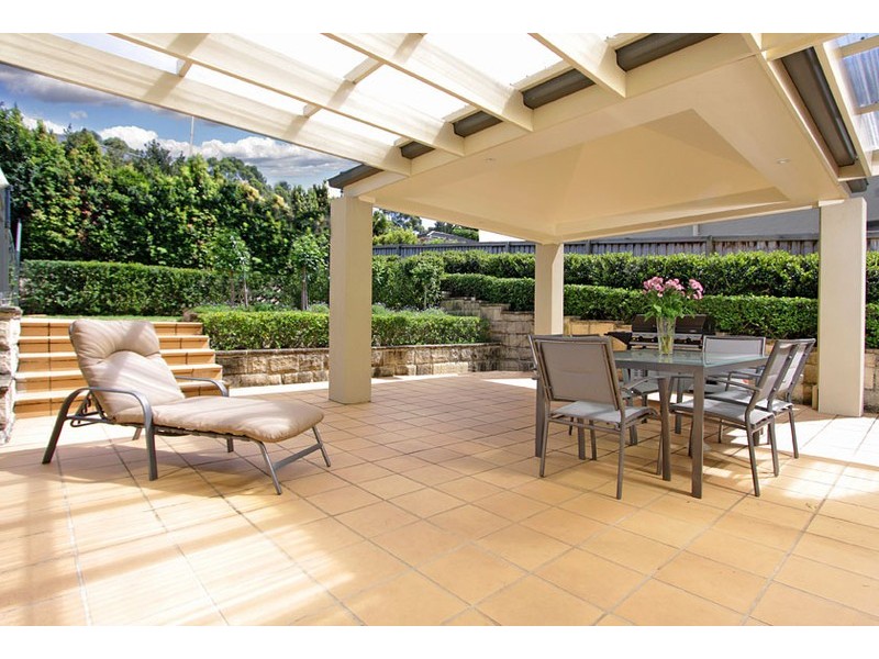 6 St Andrews Close, Belrose NSW 2085