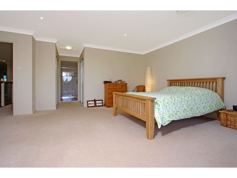 6 St Andrews Close, Belrose NSW 2085