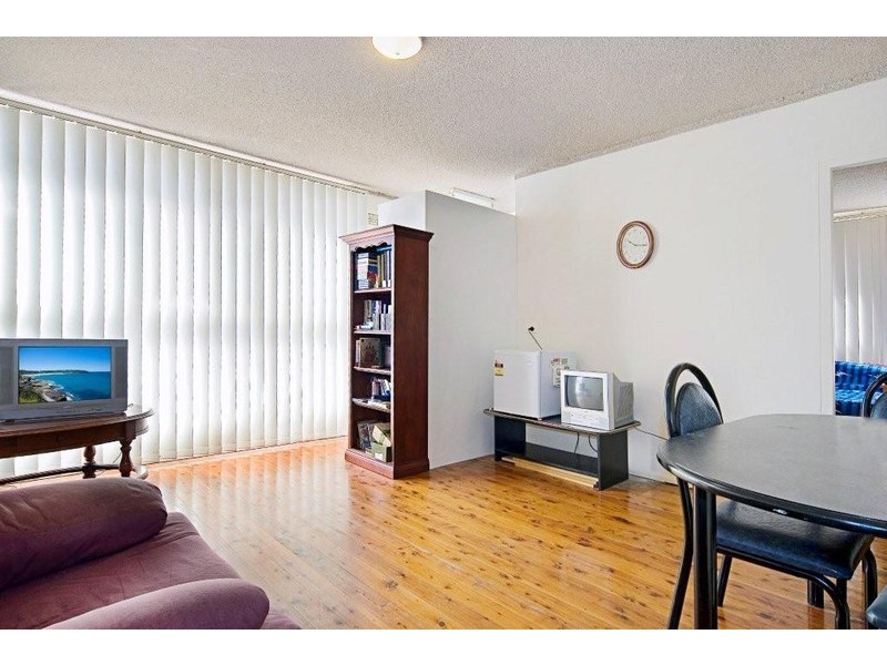 1/11 Grafton Crescent, Dee Why NSW 2099