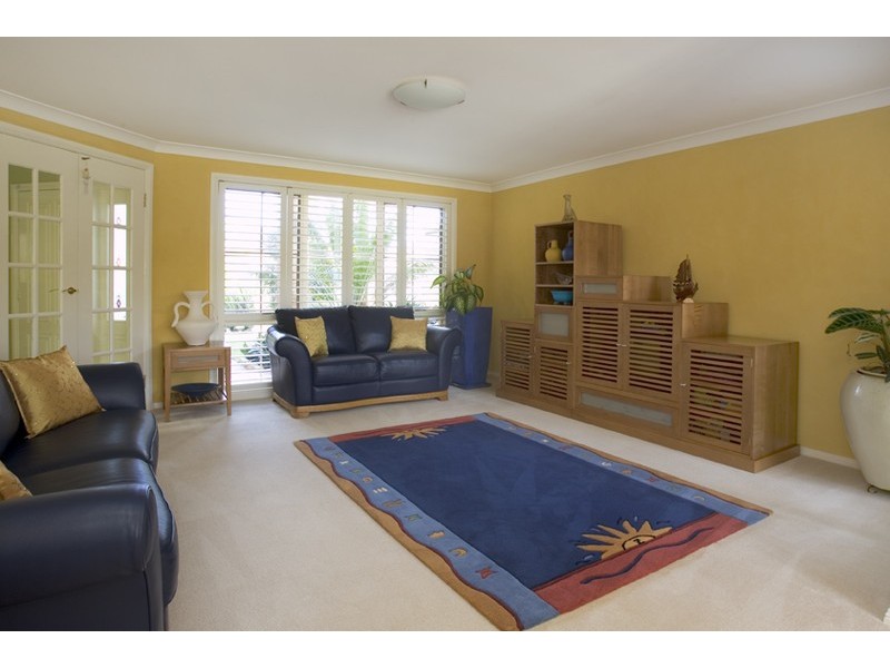 6 Waterside Grove, Warriewood NSW 2102