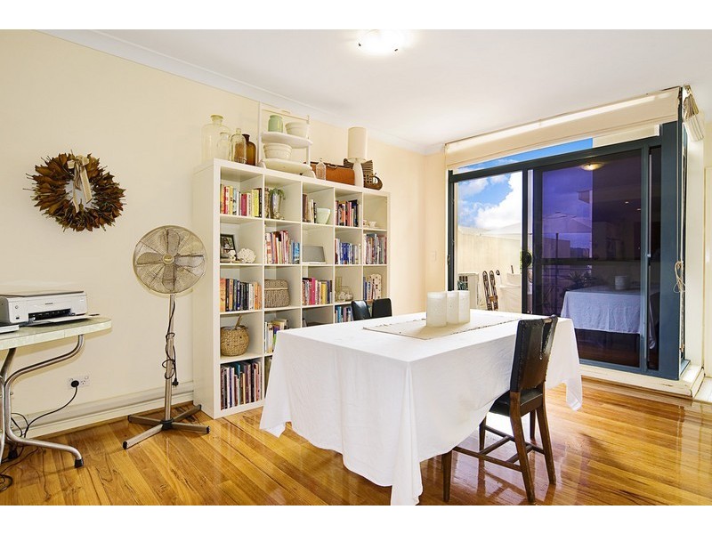 210/20 Wellington Street, Narrabeen NSW 2101