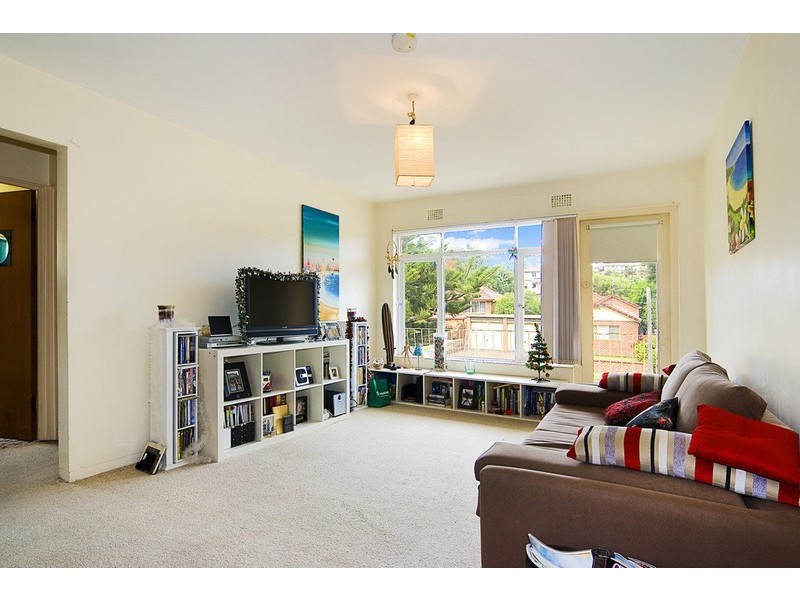 1/15 Kooloora Avenue, Freshwater NSW 2096