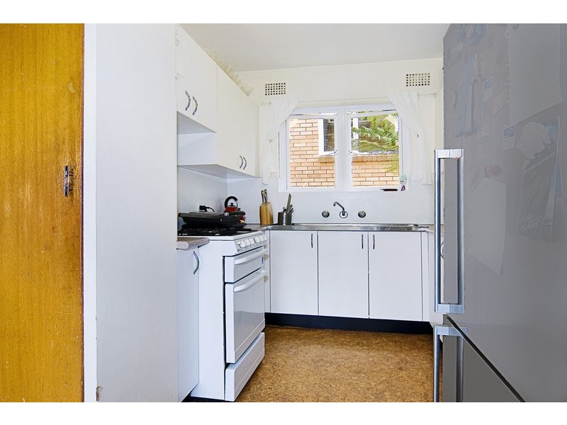 1/15 Kooloora Avenue, Freshwater NSW 2096