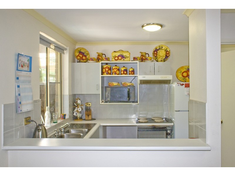 42/28 Macpherson St, Warriewood NSW 2102