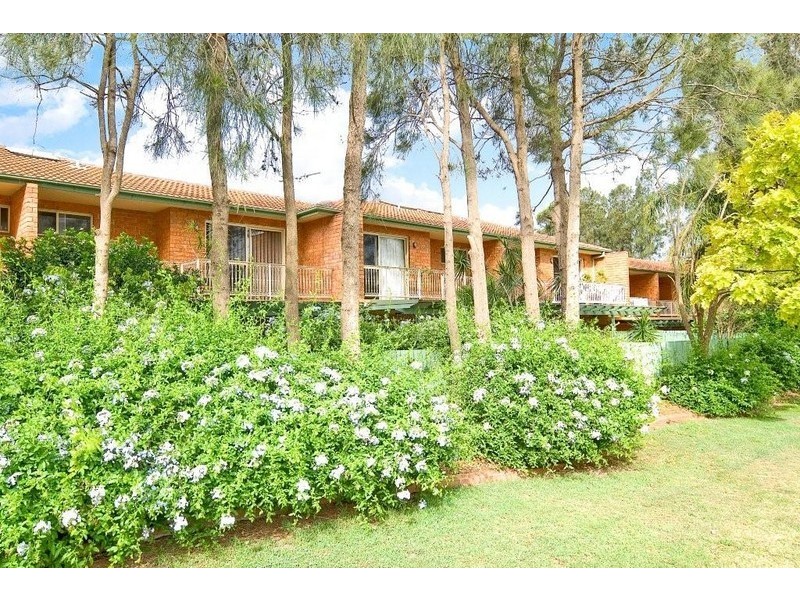 8/26 Macpherson Street, Warriewood NSW 2102