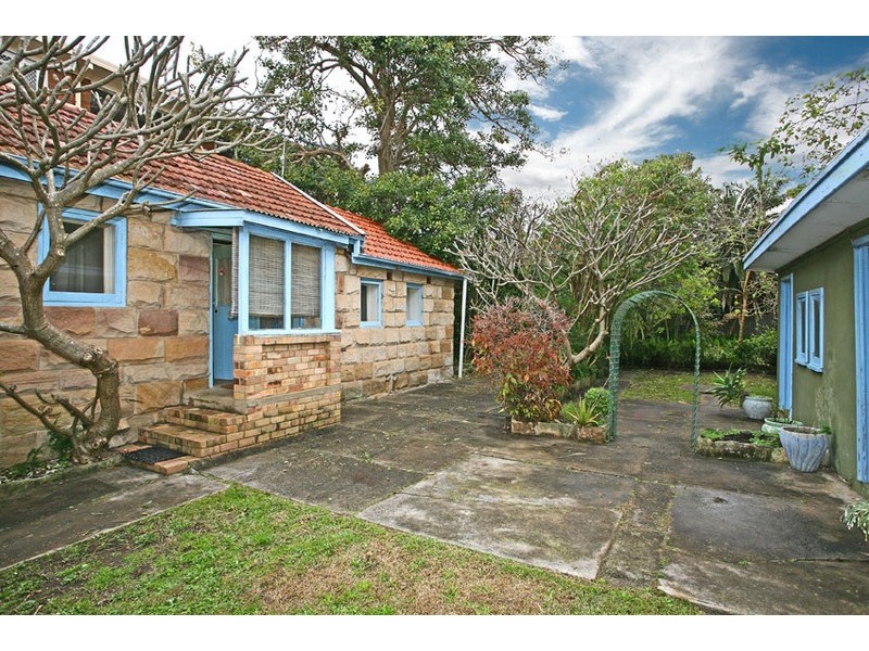 28 Malcolm Street, Narrabeen NSW 2101