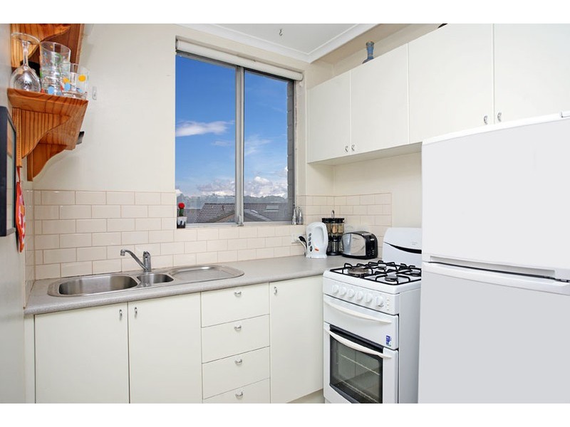 8/12 Ronald Avenue, Freshwater NSW 2096