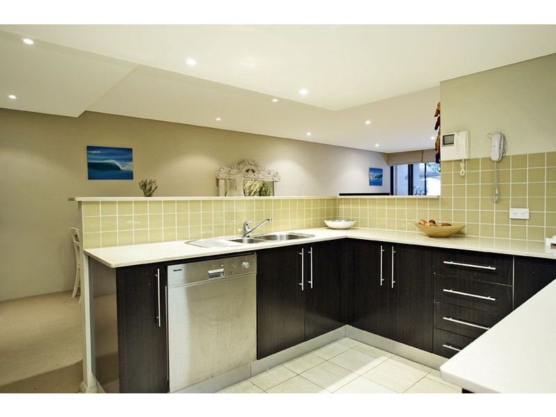 3/6-8 Waterloo Street, Narrabeen NSW 2101