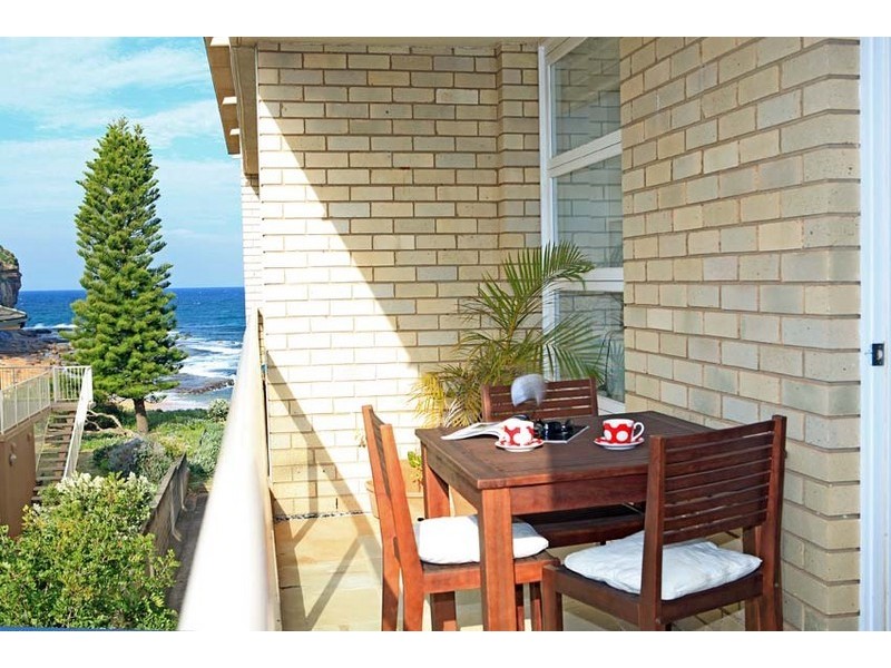 9/35 Surfview Road, Mona Vale NSW 2103
