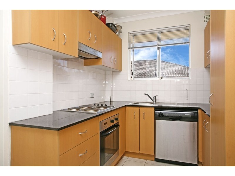 11/4 Fairway Close, Manly Vale NSW 2093