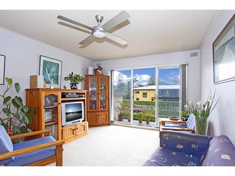1/18 Terrol Crescent, Mona Vale NSW 2103