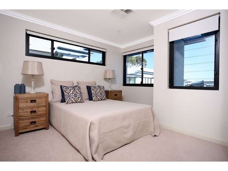 3/34-36 Golf Ave, Mona Vale NSW 2103