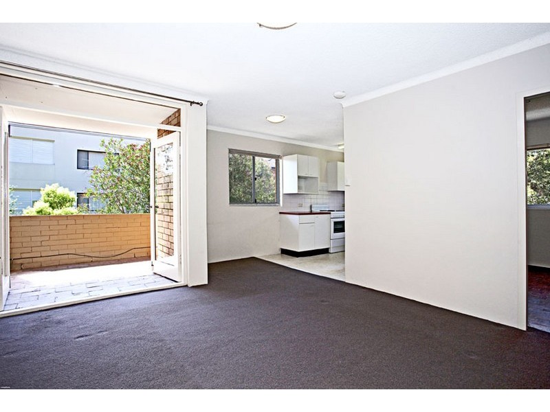 11/12 Wheeler Parade, Dee Why NSW 2099