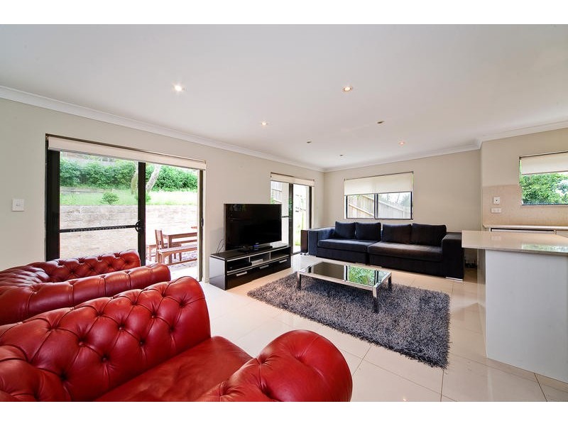 8 and 8A The Crescent, North Narrabeen NSW 2101