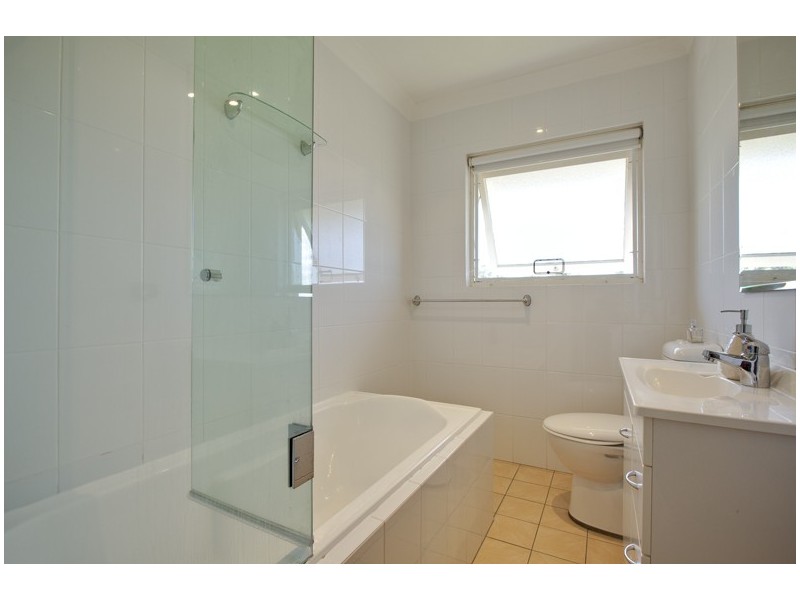 8/81 Ocean Street, Narrabeen NSW 2101