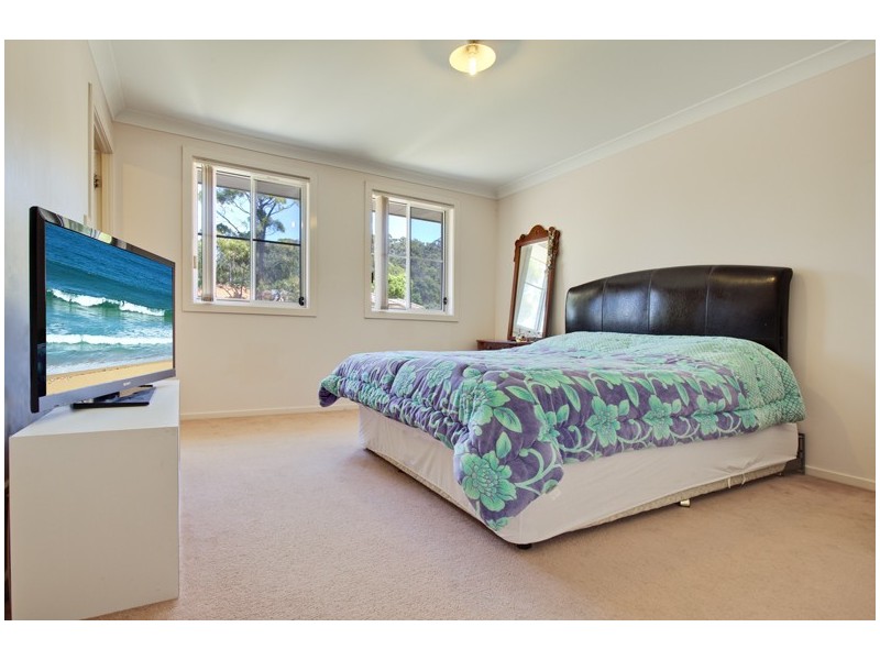 2 Bert Close, Warriewood NSW 2102