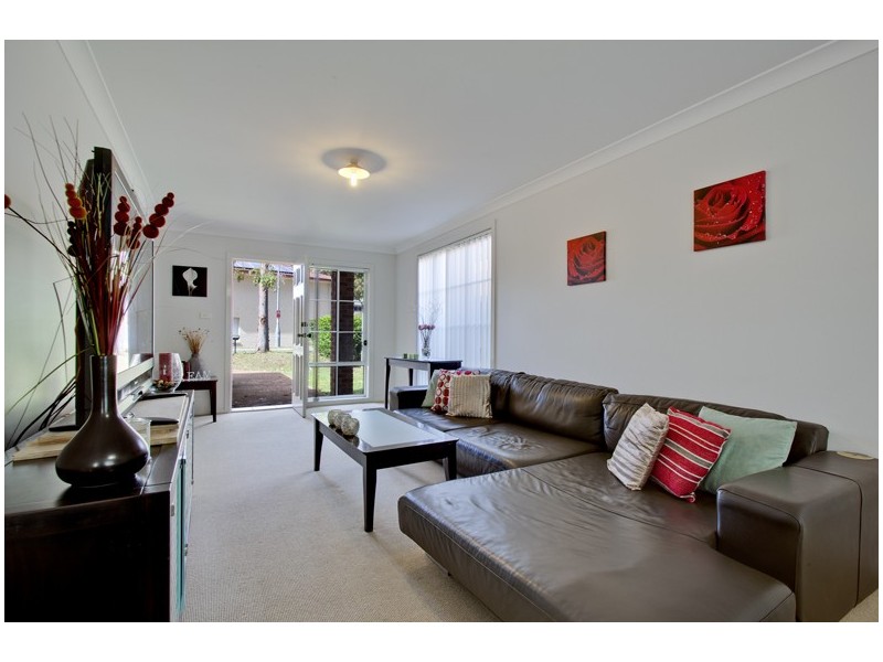 2 Valley Place, Warriewood NSW 2102