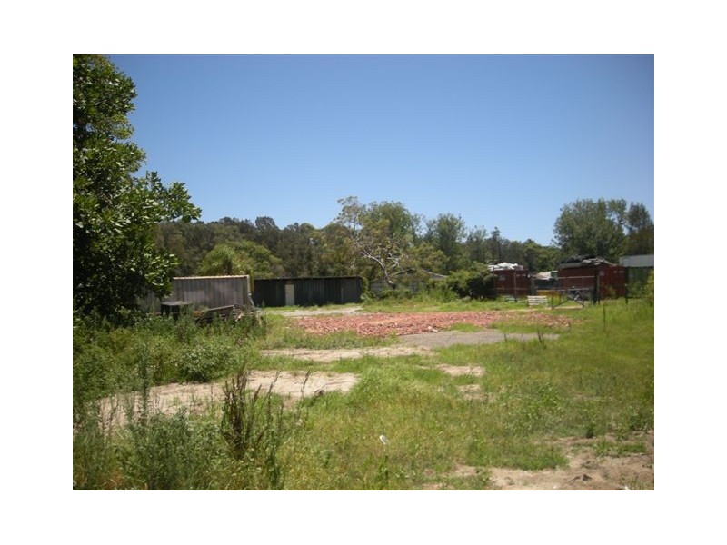 6 BOONDAH ROAD, Warriewood NSW 2102