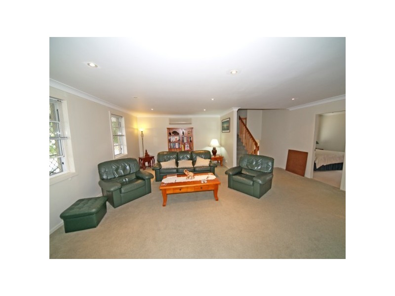 1A Turner Cres, Blue Haven NSW 2262