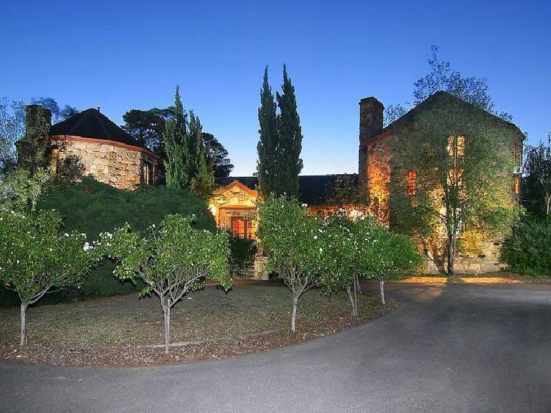 6 Benwerrin Drive, Wantirna VIC 3152