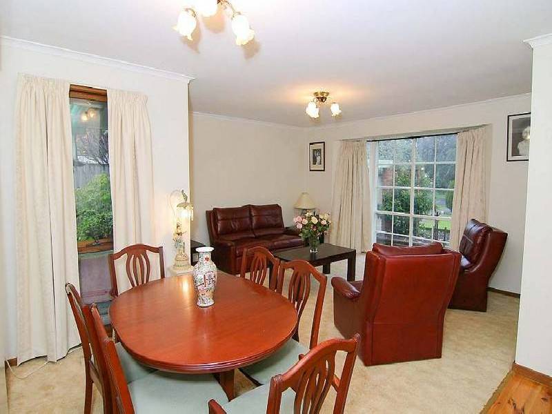 37 Blindcreek Lane, Wantirna South VIC 3152