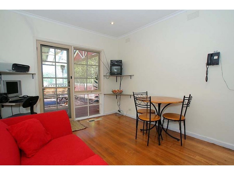 17 McCrae Close, Scoresby VIC 3179