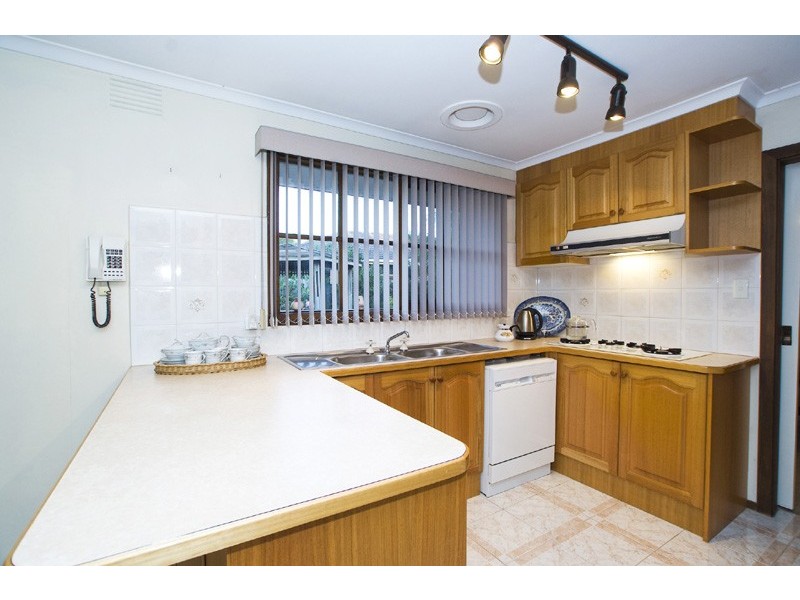 4 Tintern Crescent, Wantirna South VIC 3152