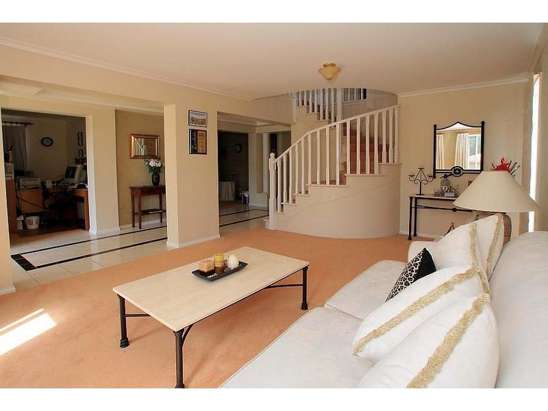 8 Vue Court, Rowville VIC 3178