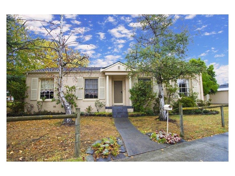 1 Cousin Drive, Wantirna South VIC 3152