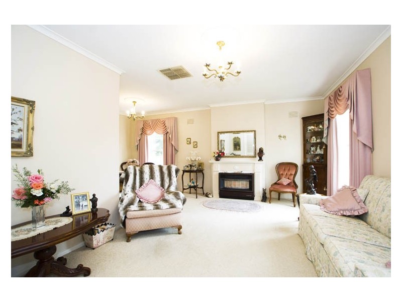 1 Cousin Drive, Wantirna South VIC 3152