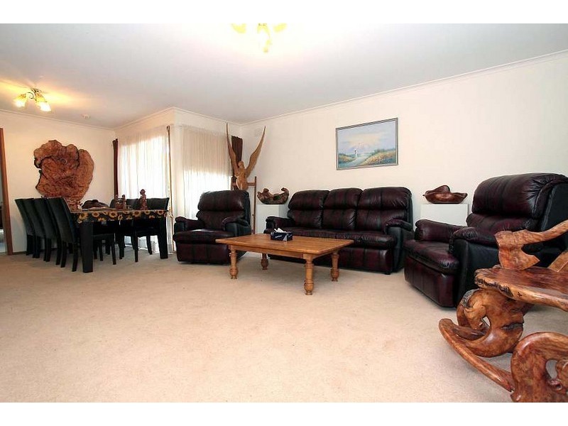 104 Tyner Road, Wantirna South VIC 3152