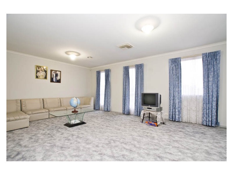 20 Earls Court, Wantirna South VIC 3152