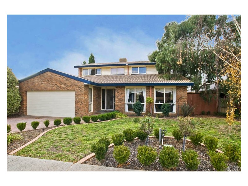 15 Haideh Place, Wantirna South VIC 3152