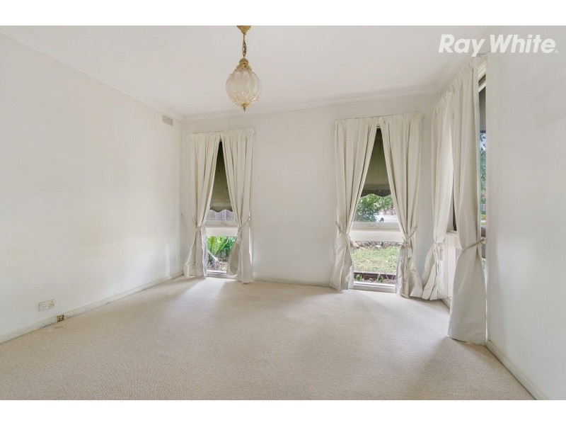 6 Warwick Close, Wantirna VIC 3152