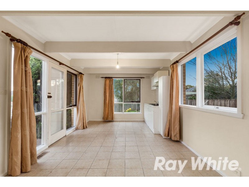 98 Scoresby Road, Bayswater VIC 3153