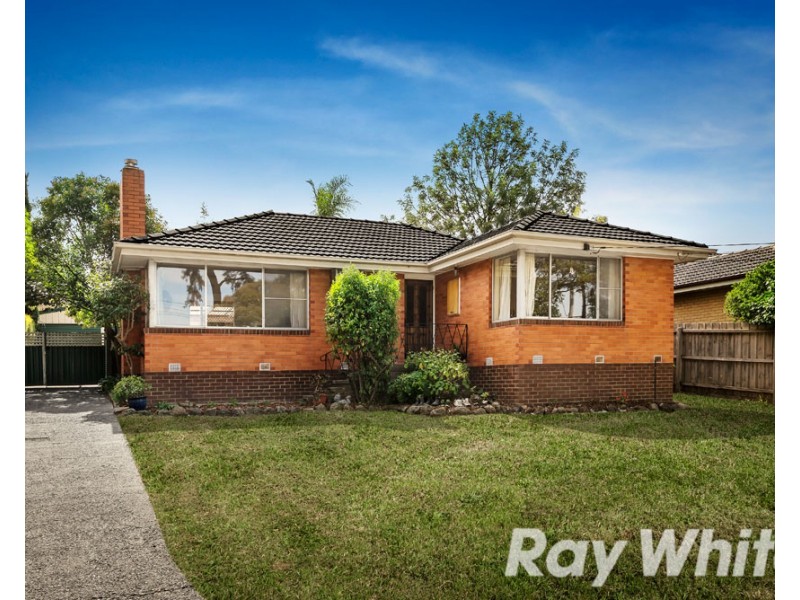 42 Lynn Drive, Ferntree Gully VIC 3156