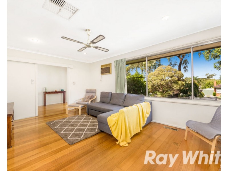 42 Lynn Drive, Ferntree Gully VIC 3156