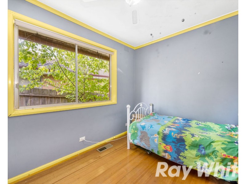 42 Lynn Drive, Ferntree Gully VIC 3156