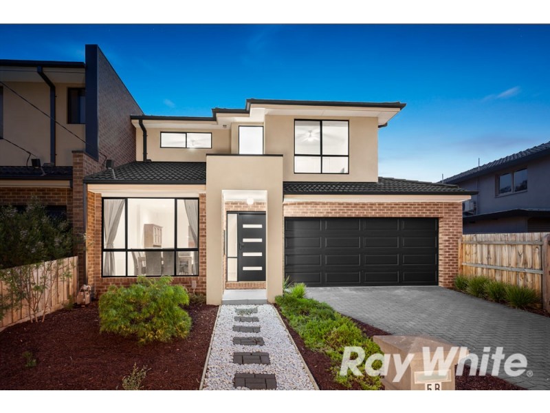 5B Lakeview Avenue, Rowville VIC 3178