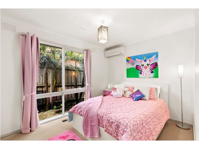 42 Merryn Grove, Wantirna South VIC 3152