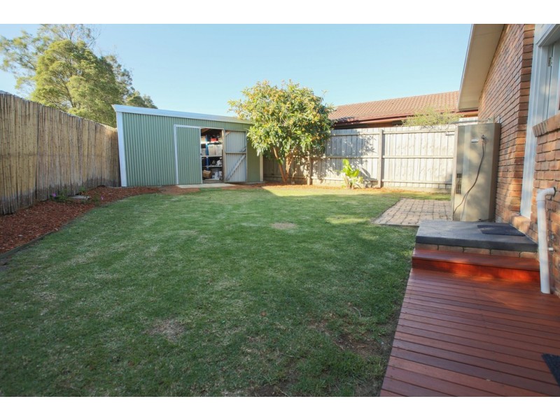 42 Merryn Grove, Wantirna South VIC 3152